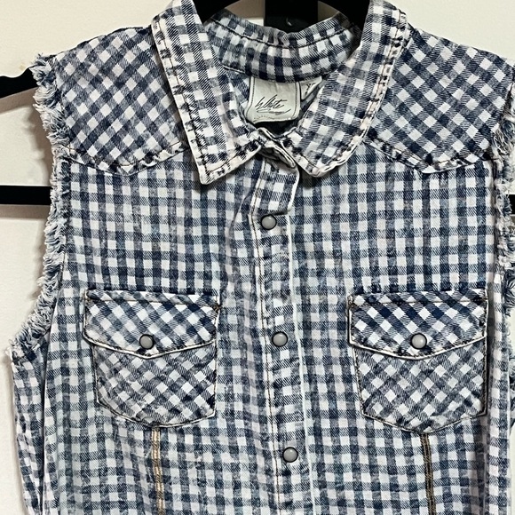 White Crow Checkered Top Sz XS - Picture 3 of 7